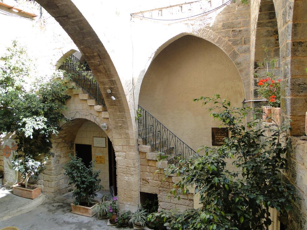 Hôtel Fauzi Azar By Abraham à Nazareth Extérieur photo